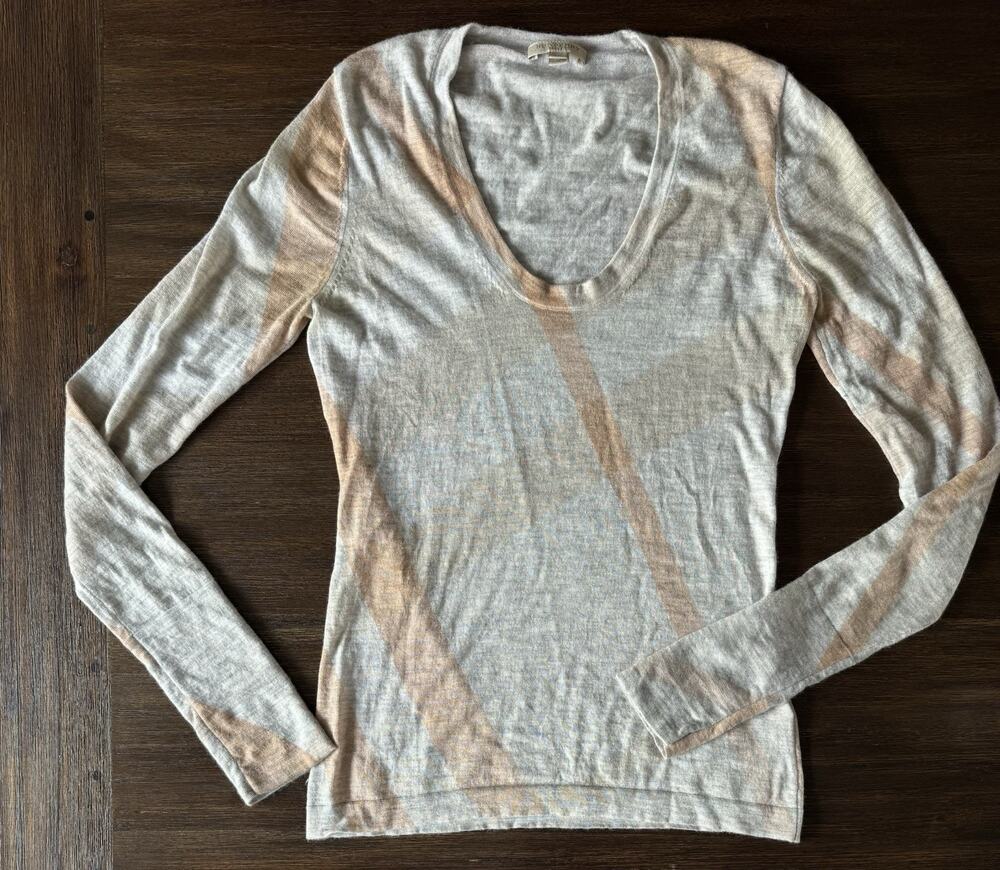 Burberry Brit Wool Cashmere Sweater Women’s Medium Gray Blush Lightweight